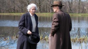 oppenheimer-tom-conti as albert-einstein